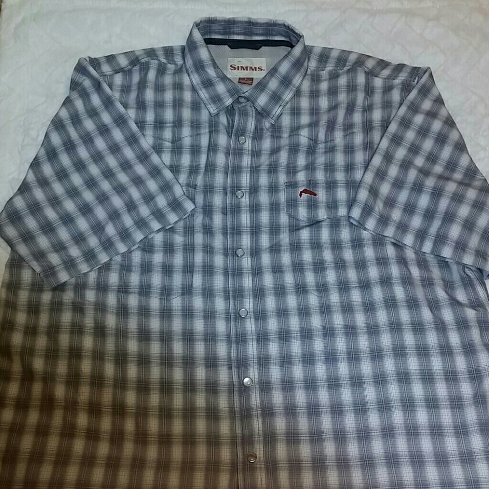 Men's SIMMS short sleeve fishing shirt